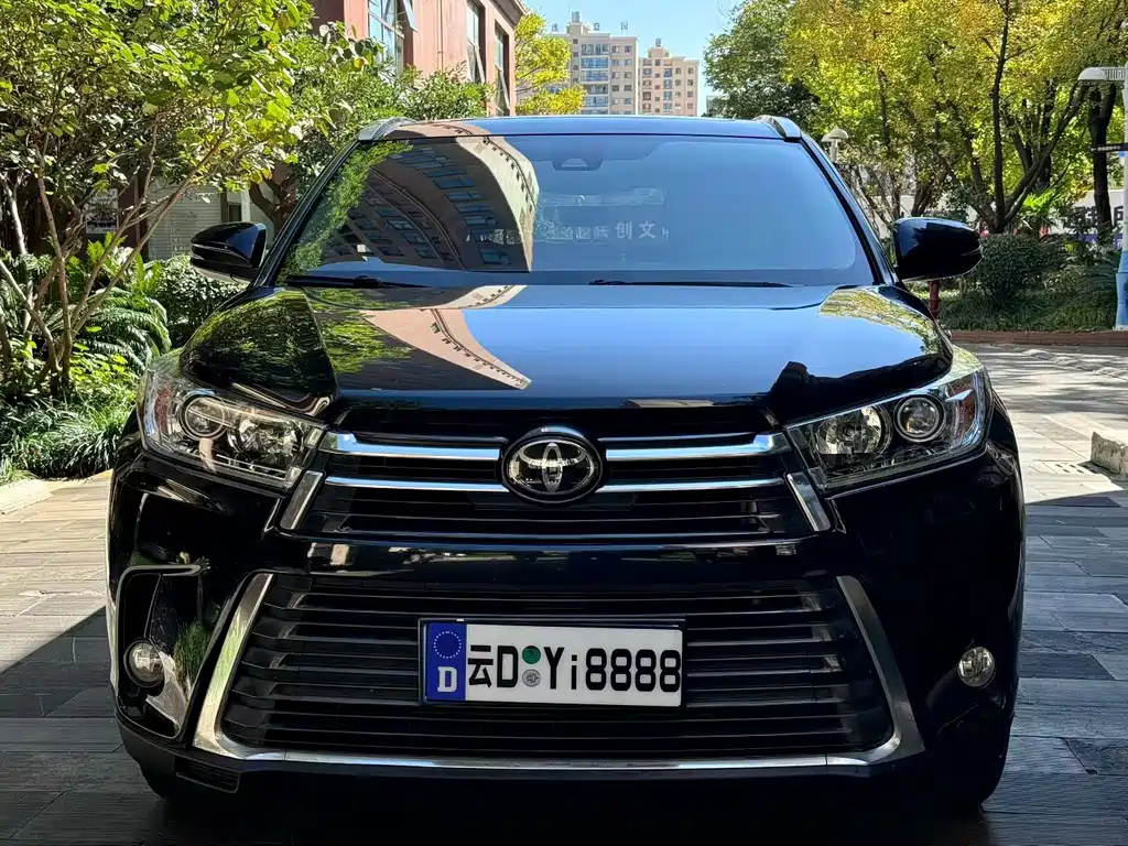 Toyota Highlander — миниатюра 3