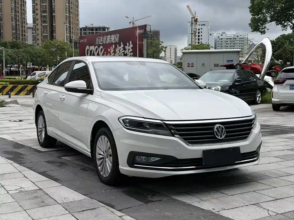 Volkswagen Lavida — миниатюра 3