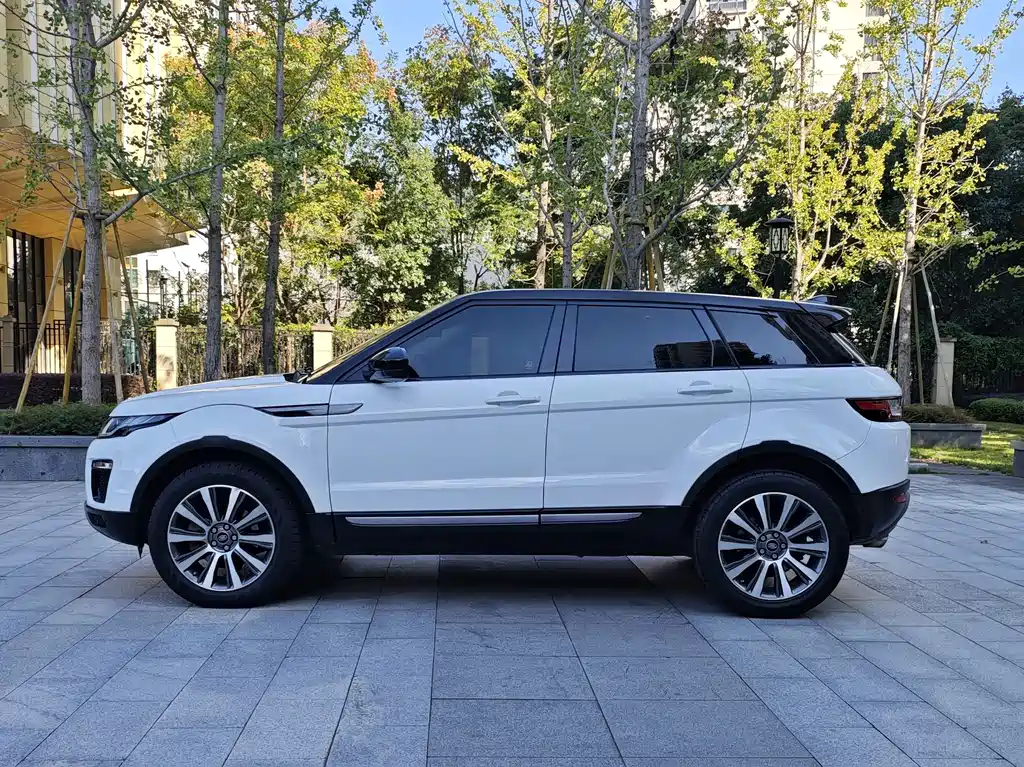Land Rover Evoque — миниатюра 2