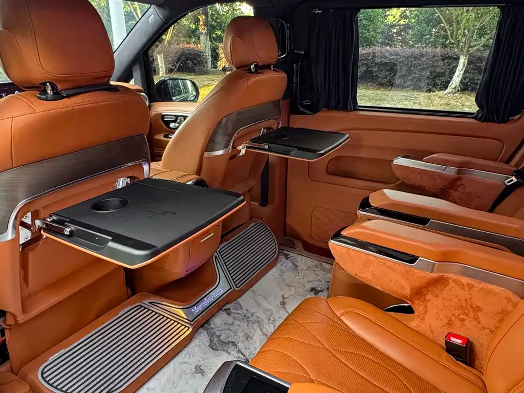 Mercedes-Benz Vito 2021 2.0T 7 мест