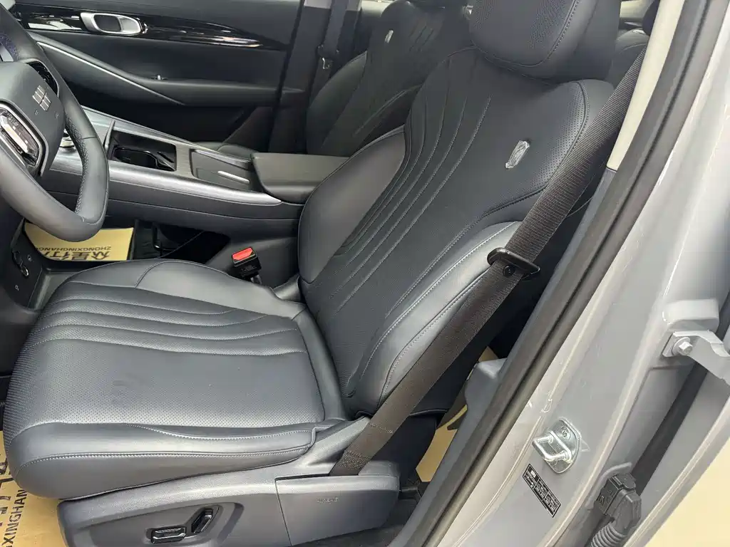 GEELY GALAXY GALAXY E5