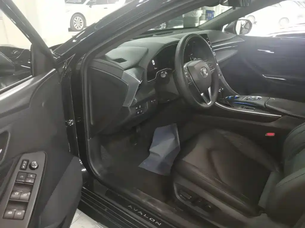 Toyota Avalon — миниатюра 16