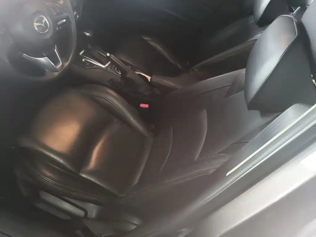 Mazda 3 Axela — миниатюра 15