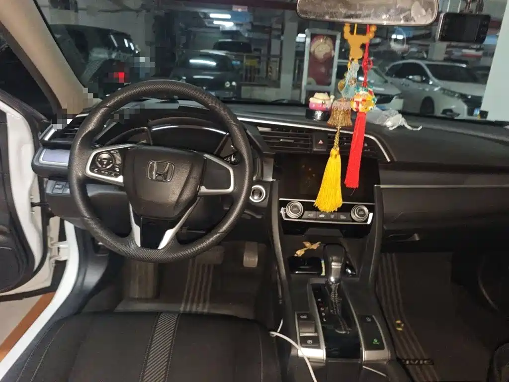 Honda Civic — миниатюра 13