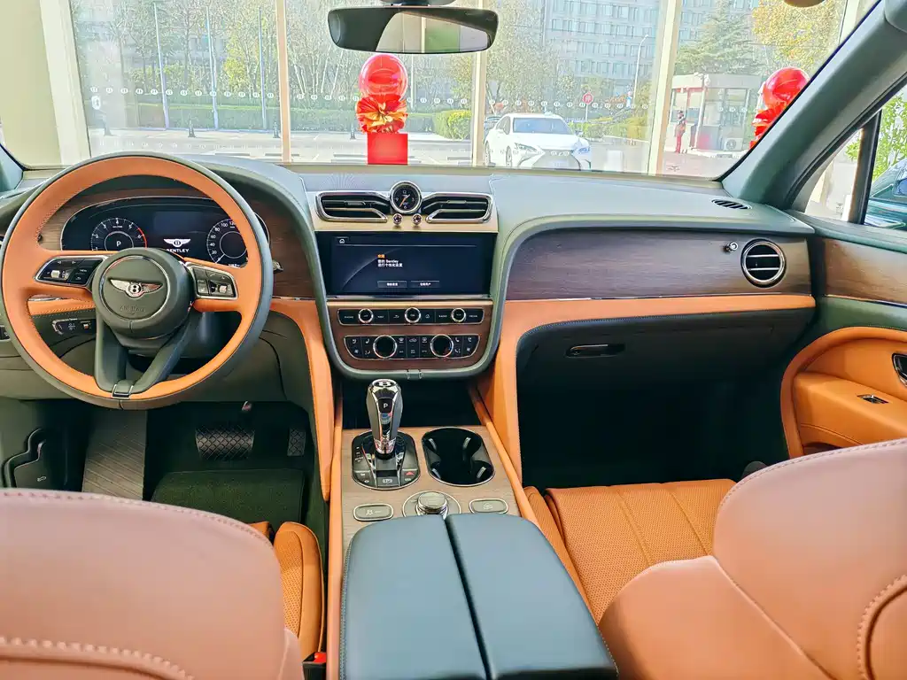 Bentley Bentayga 2024 4.0T V8