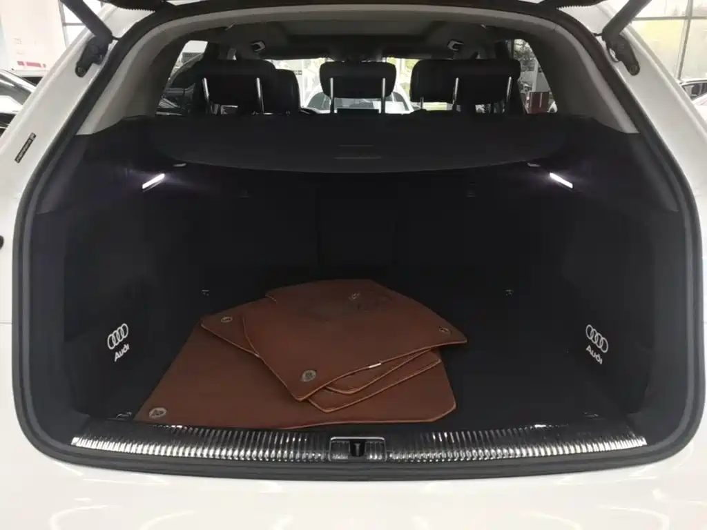 Audi Q5L — миниатюра 19