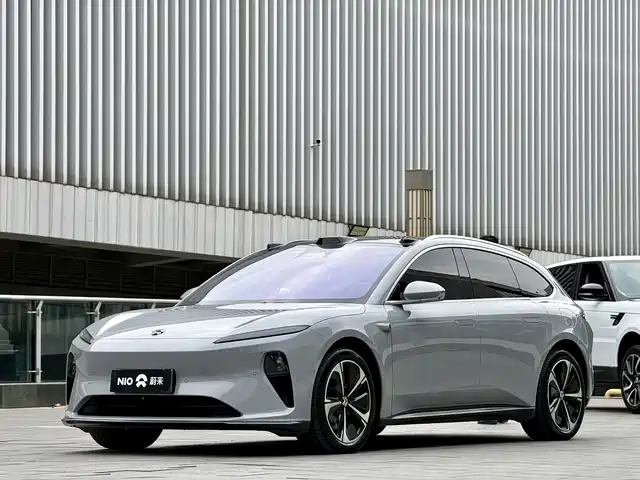 NIO NIO ET5T 2024