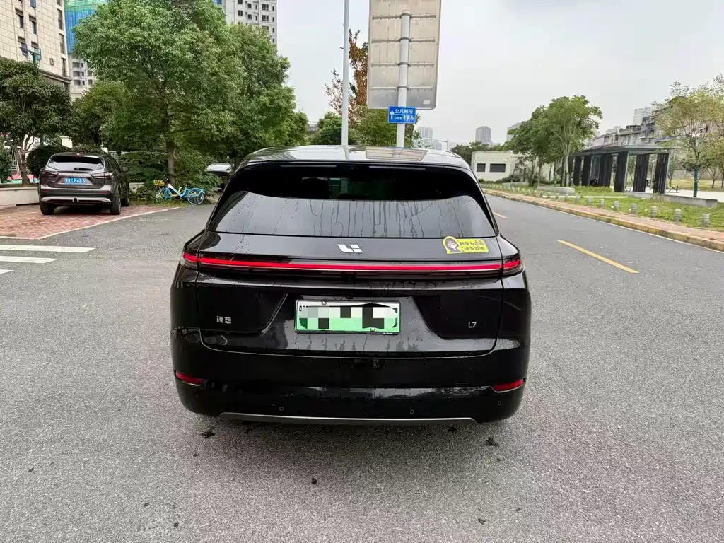 Li Auto IDEAL L7