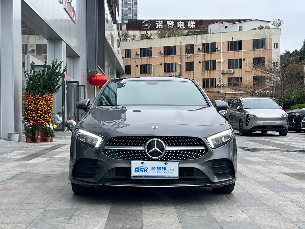 MERCEDES-BENZ A CLASS