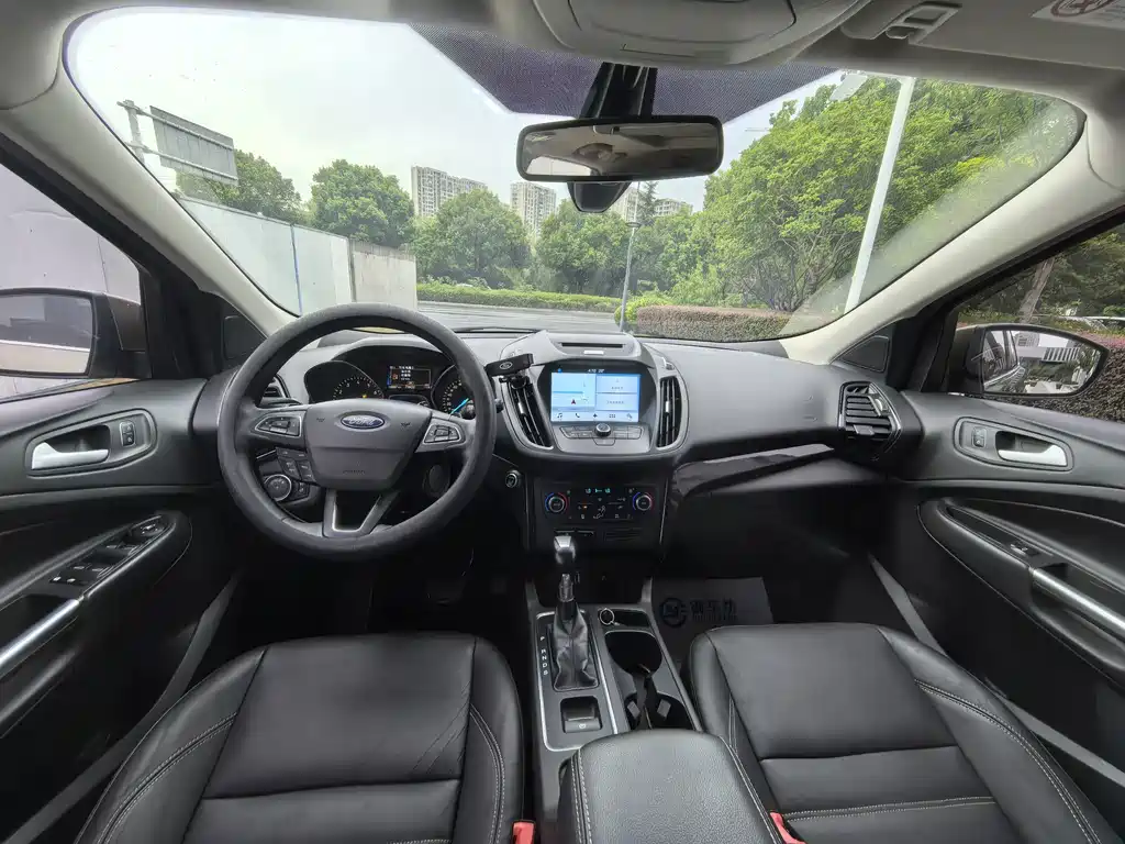 Ford Kuga — миниатюра 11