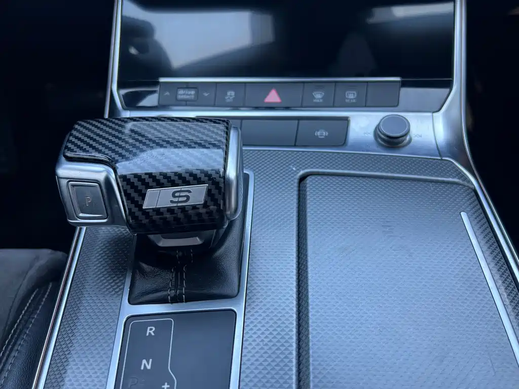 Audi A6L — миниатюра 26