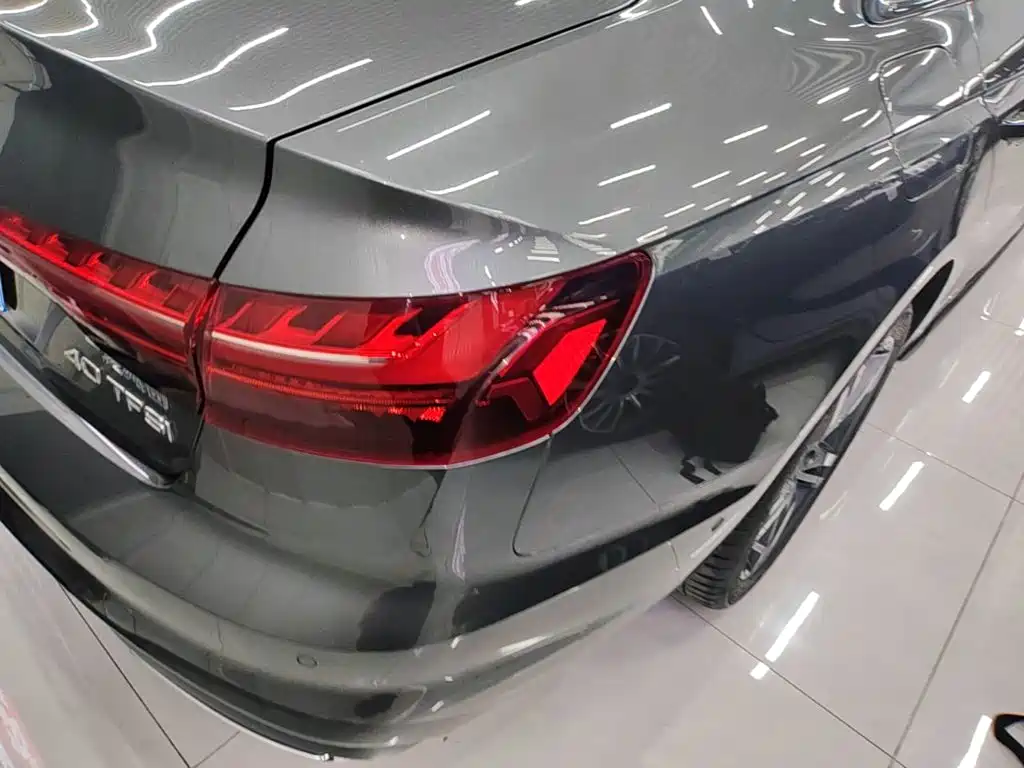 Audi A4L — миниатюра 8