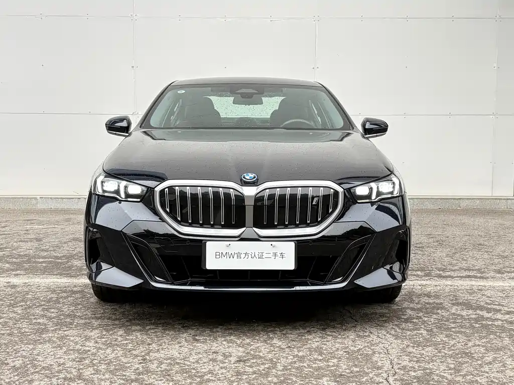 BMW i5 — миниатюра 3