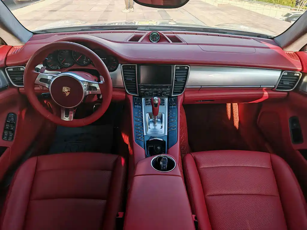 Porsche Panamera — миниатюра 11