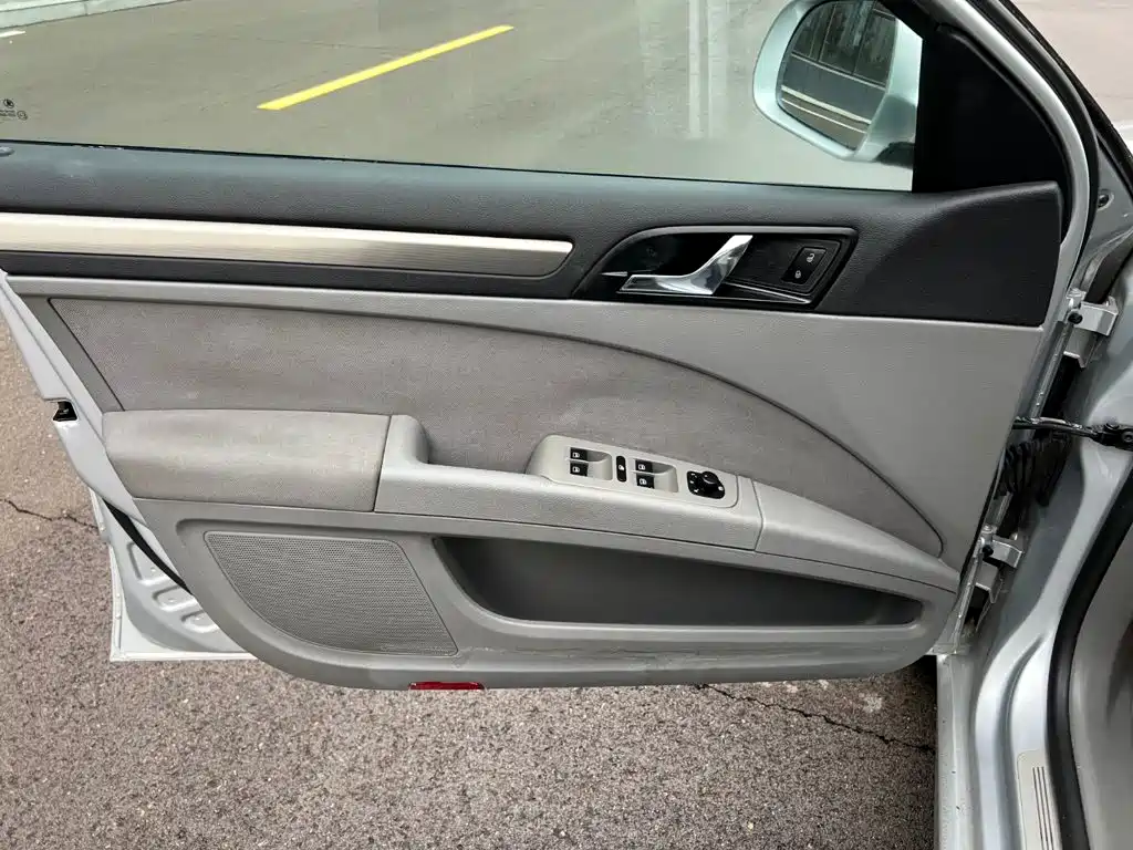 Skoda Superb — миниатюра 9
