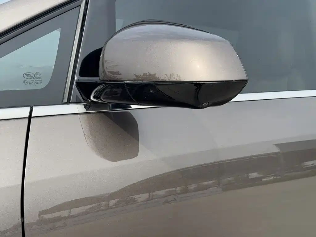 Buick GL8 — миниатюра 21