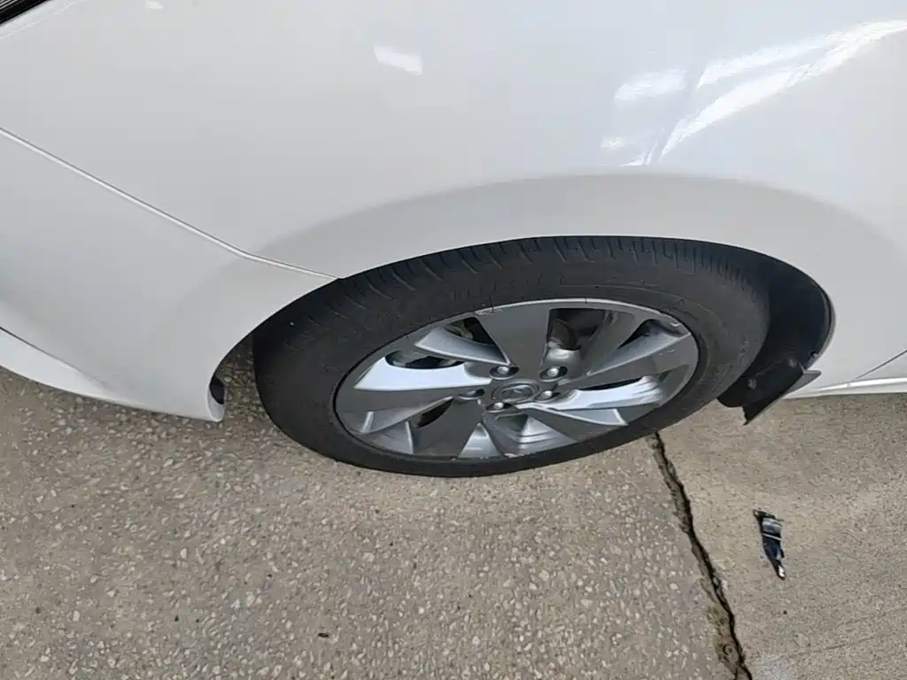 Changan Eado DT — миниатюра 23