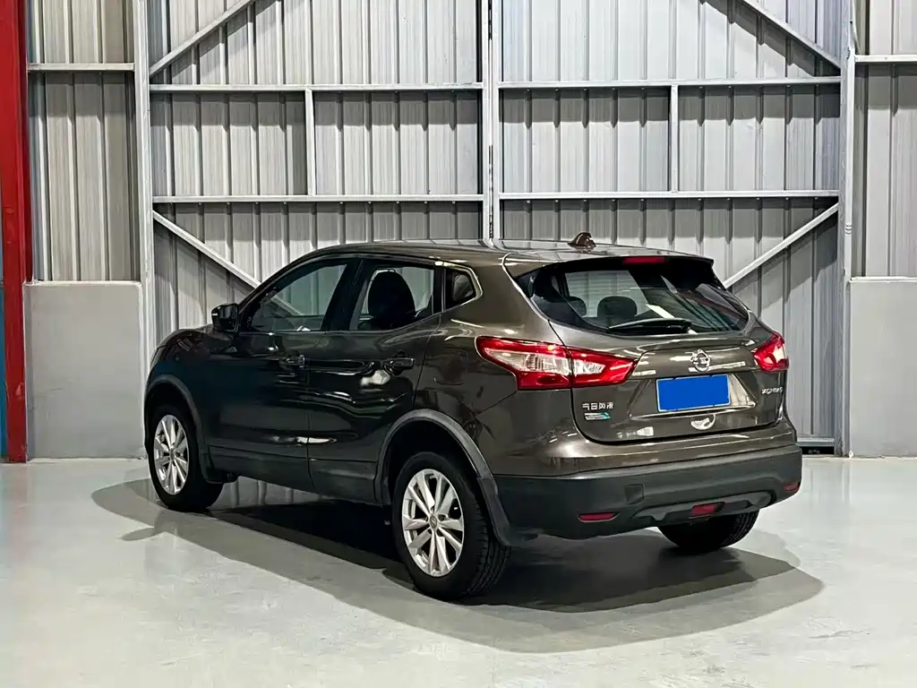 Nissan Qashqai — миниатюра 9