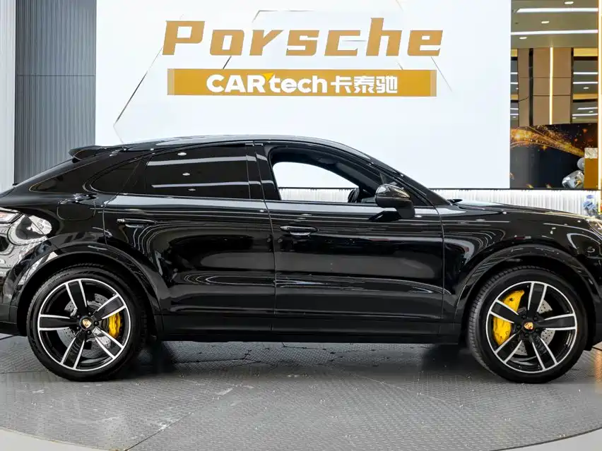 Porsche Cayenne — миниатюра 4