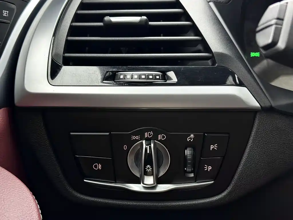 BMW X4 — миниатюра 14