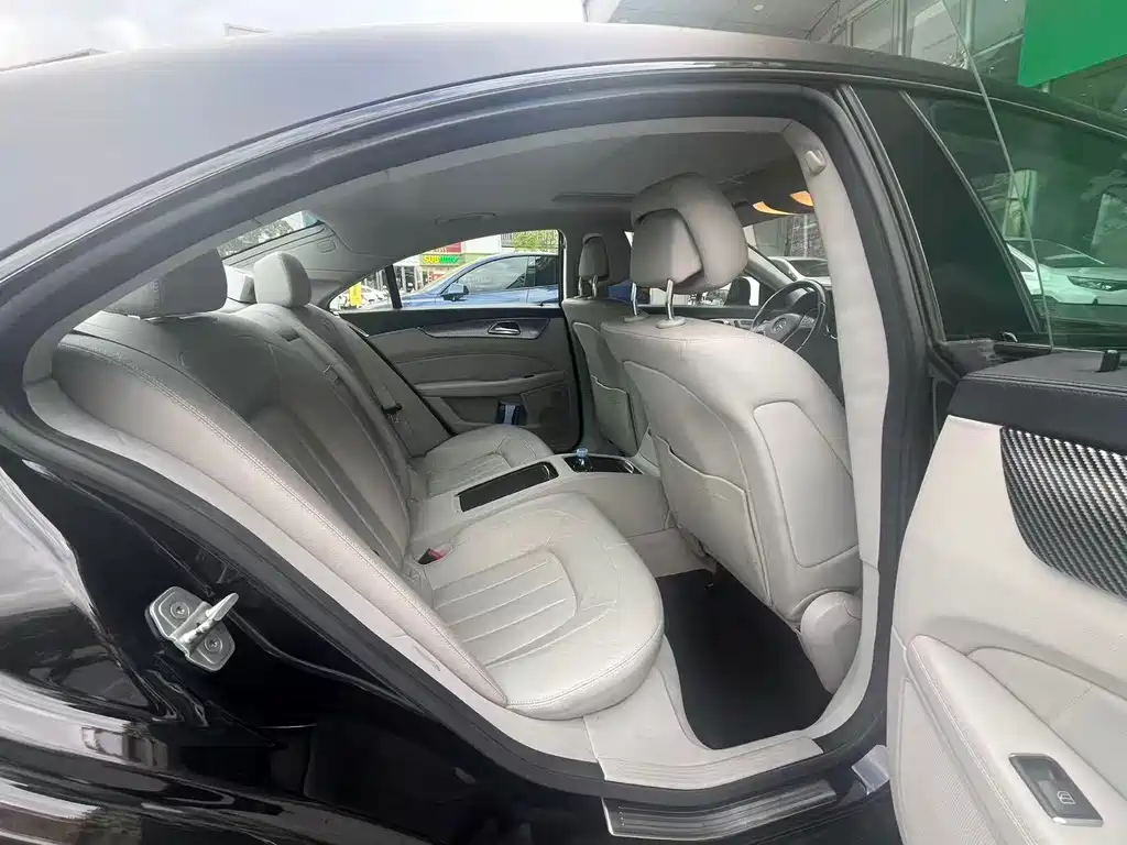 Mercedes-Benz CLS — миниатюра 24