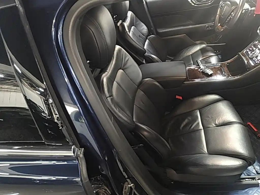 Lincoln Continental — миниатюра 25