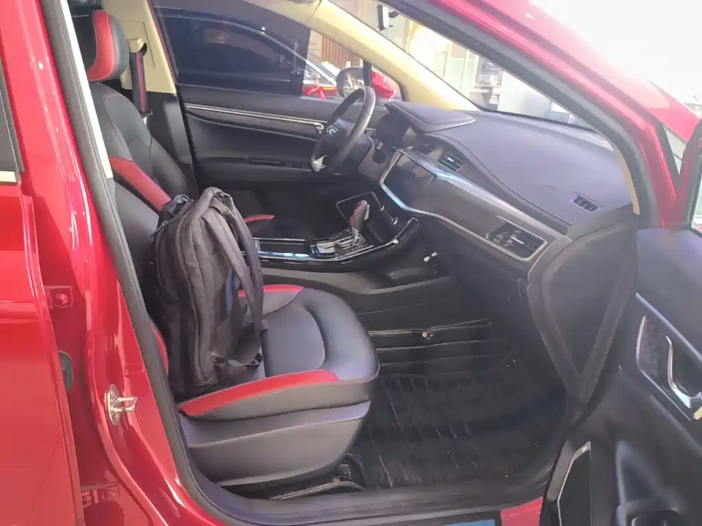 Geely Emgrand GS — миниатюра 25