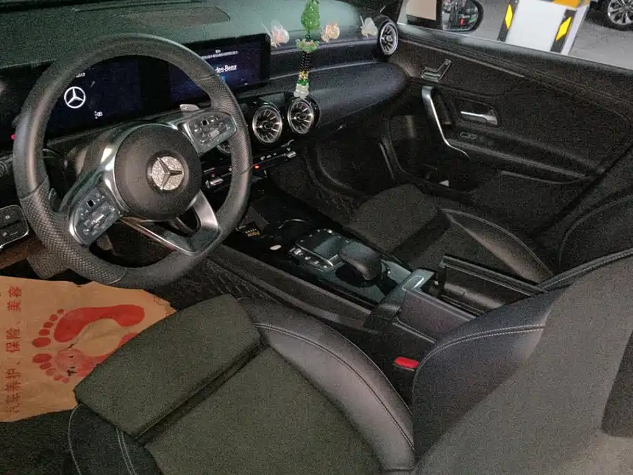 Mercedes-Benz A-Class — миниатюра 12