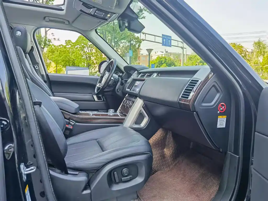 Land Rover Range Rover 2016 3.0 SC V6 Vogue Long Wheelbase