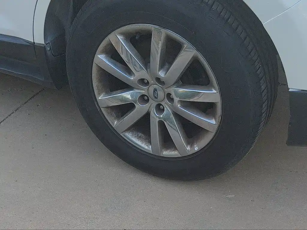Ford Edge (Import) — миниатюра 7