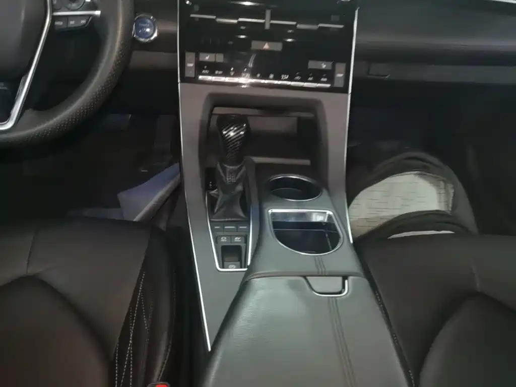Toyota Avalon — миниатюра 14