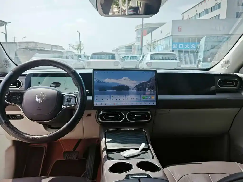 Leapmotor Leapmotor C11 — миниатюра 3