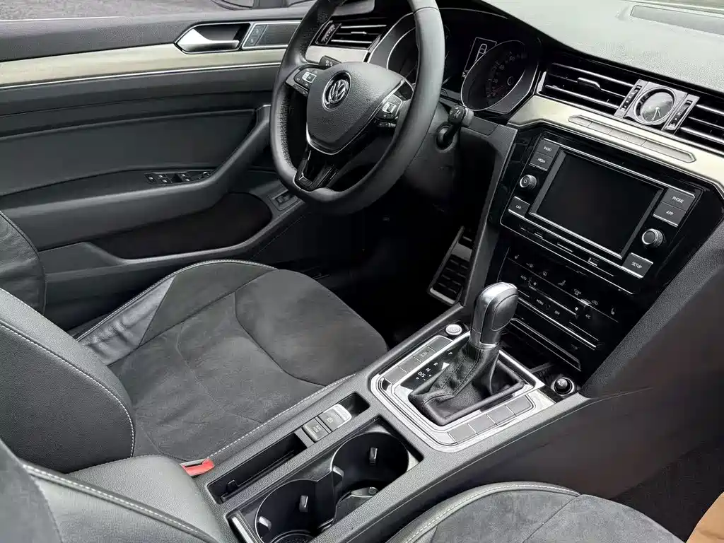 Volkswagen CC — миниатюра 9