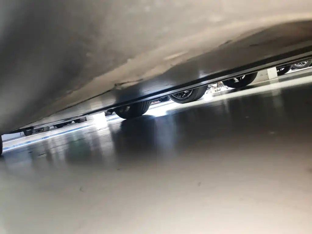 Tesla Model Y — миниатюра 22