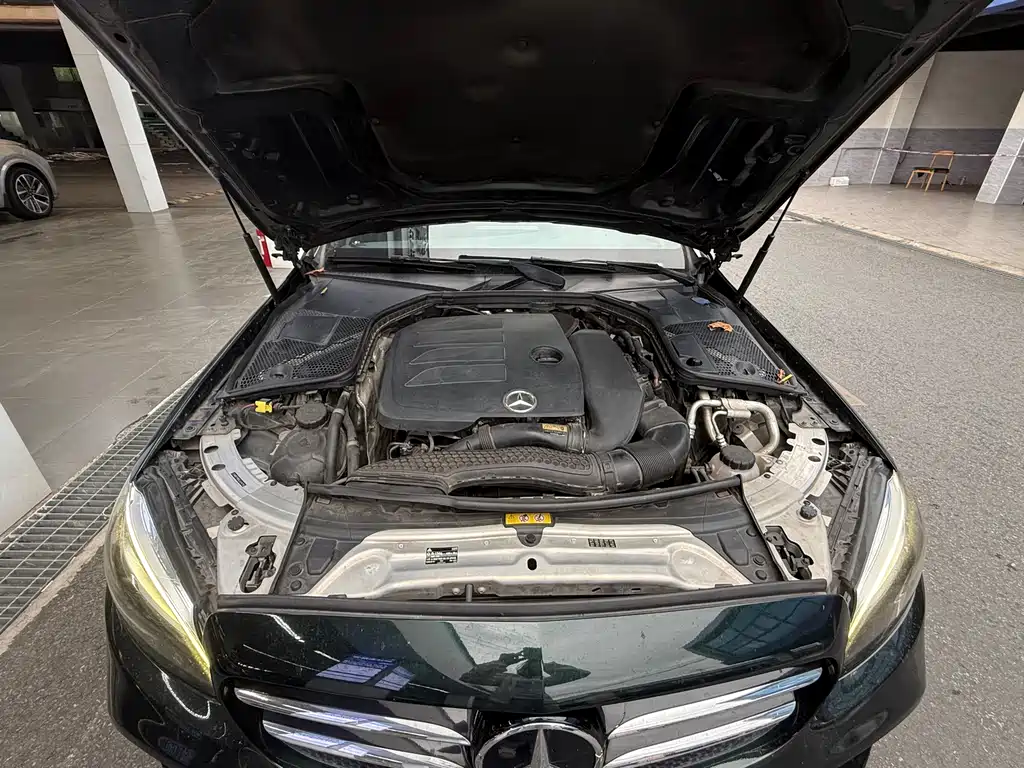 MERCEDES-BENZ C CLASS