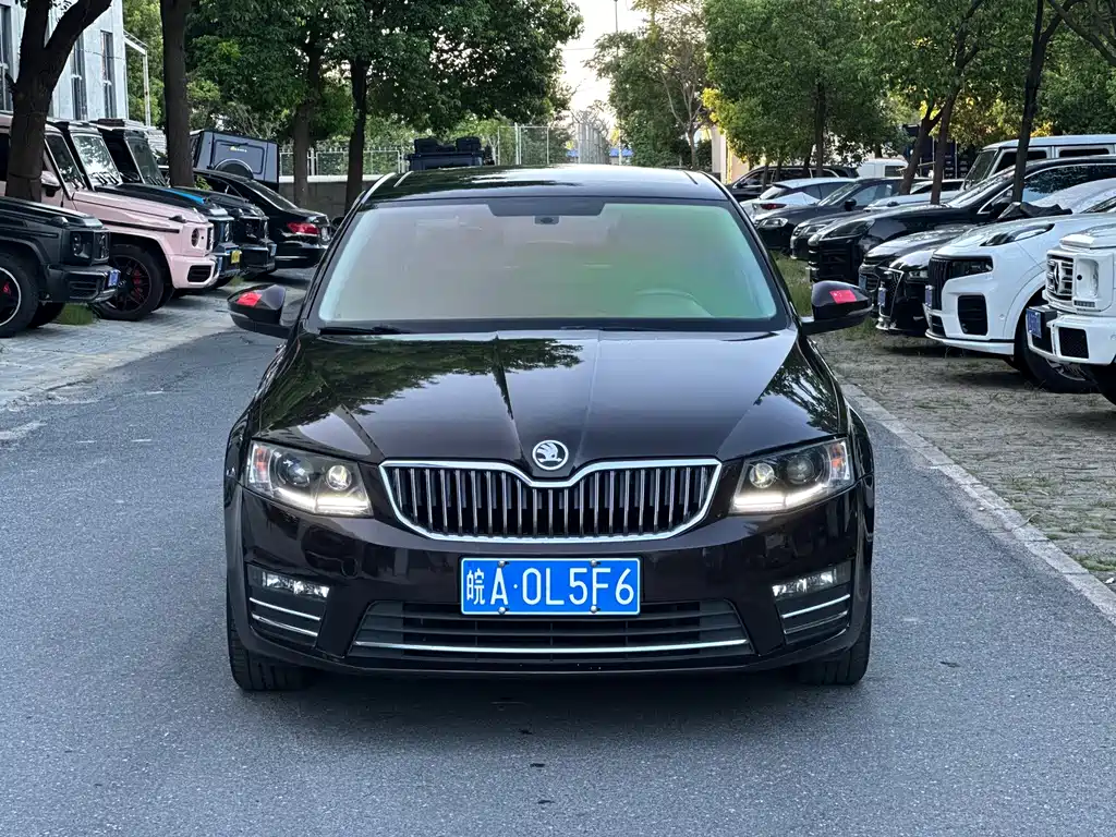 Skoda Octavia — миниатюра 2
