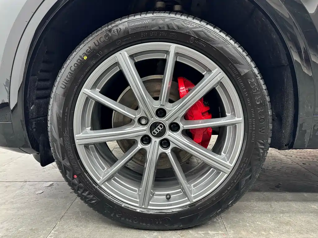 Audi Q5L 2024 40 TFSI Luxury