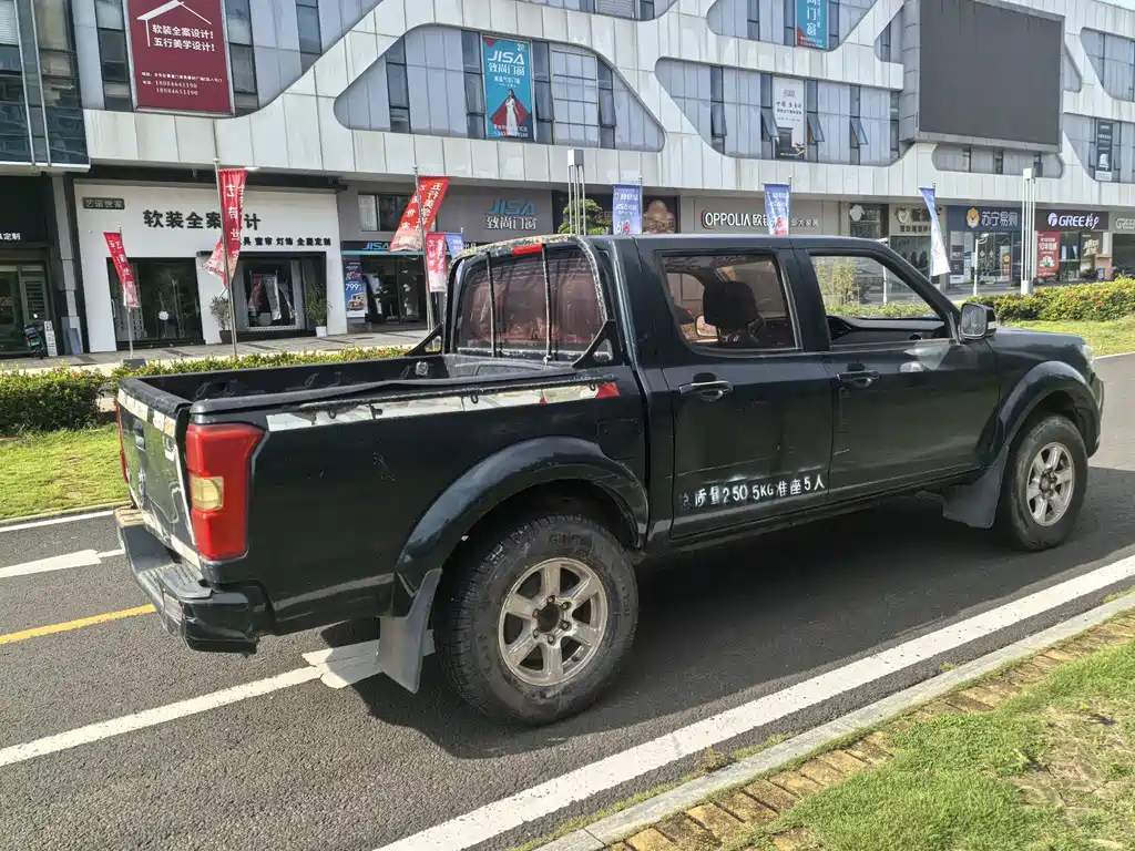 Dongfeng Rich — миниатюра 4