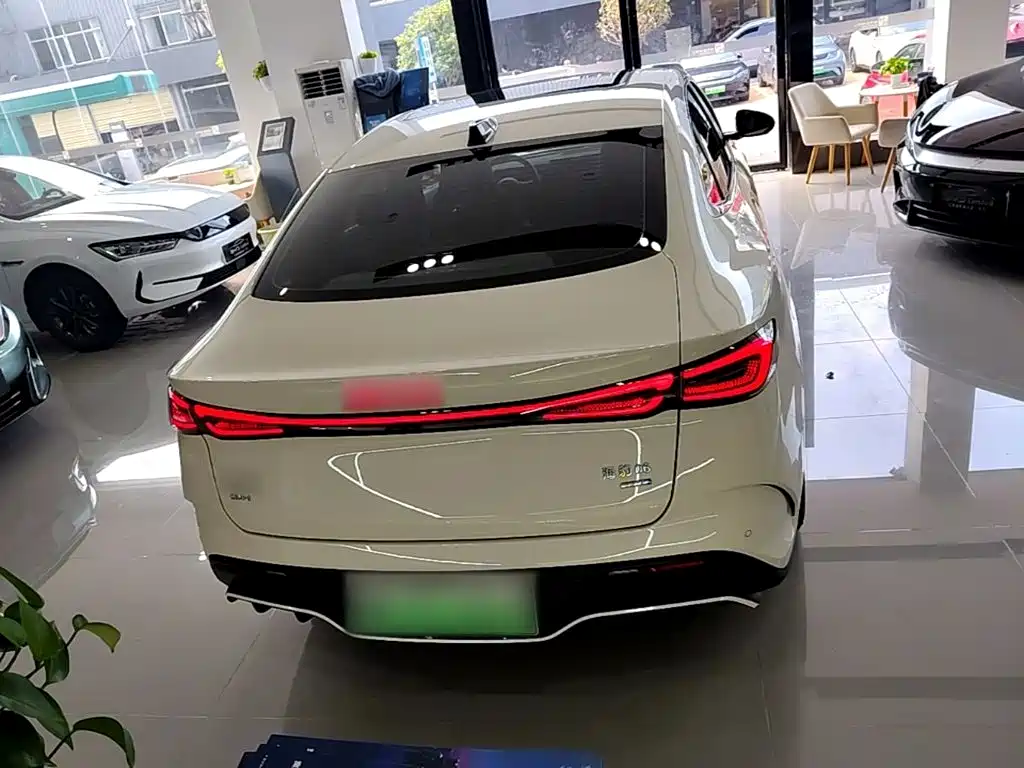 BYD Seal 06 — миниатюра 6