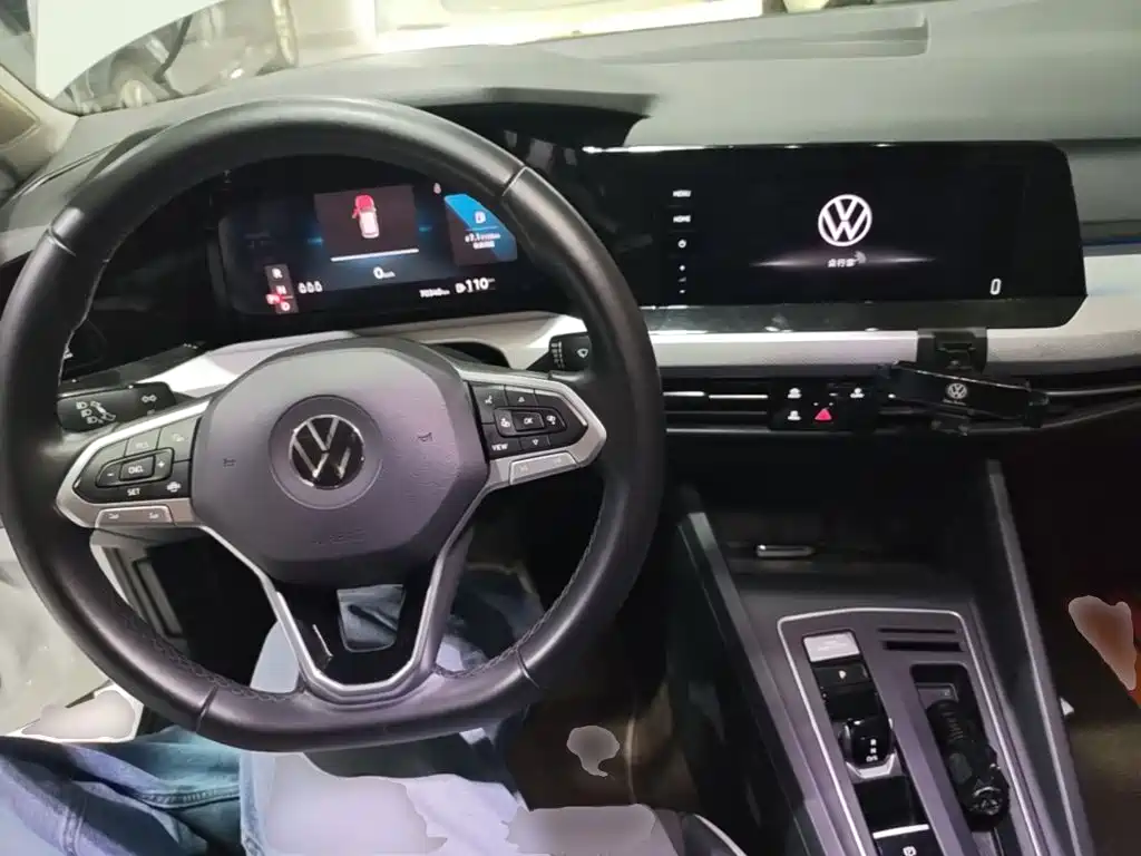 Volkswagen Golf — миниатюра 10