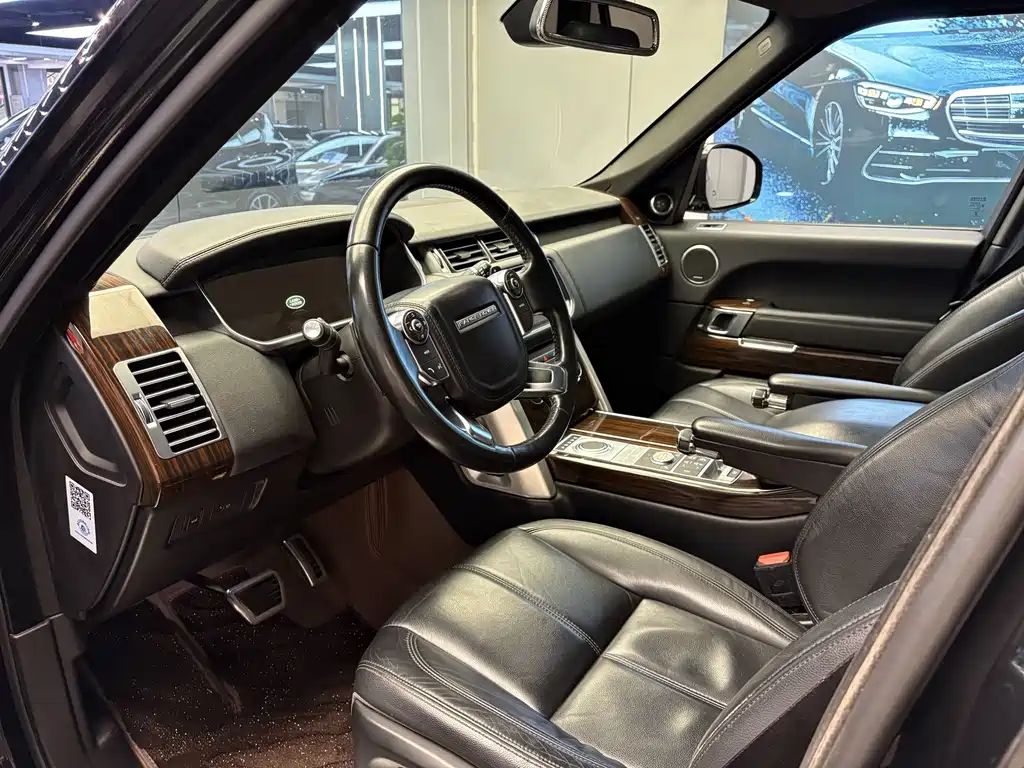 Land Rover Range Rover 2015 3.0 TDV6 Vogue