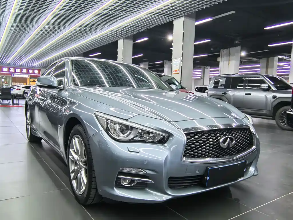 Infiniti Q50L 2017
