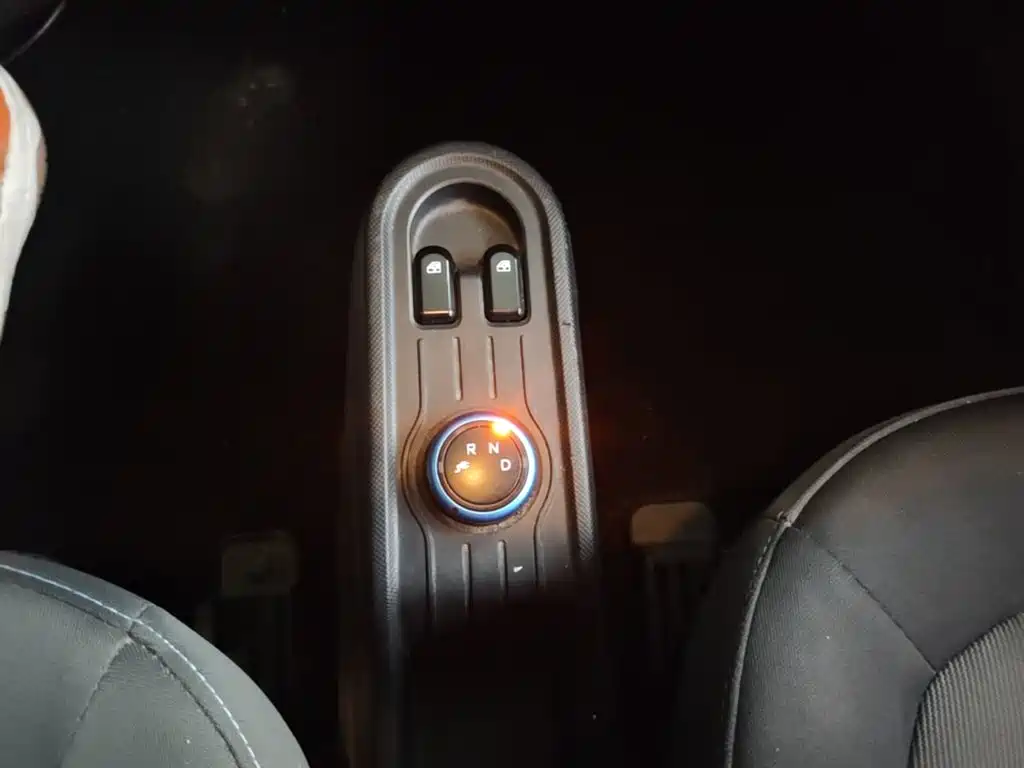 Wuling MINIEV — миниатюра 14