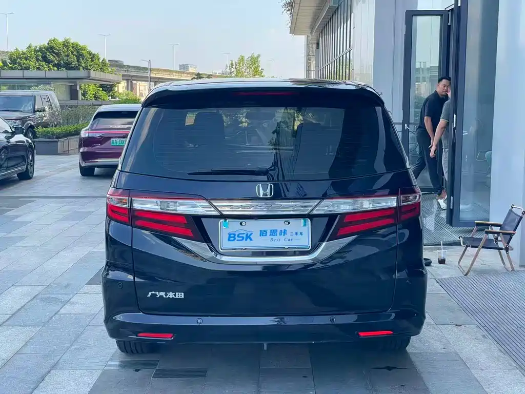 Honda Odyssey — миниатюра 4
