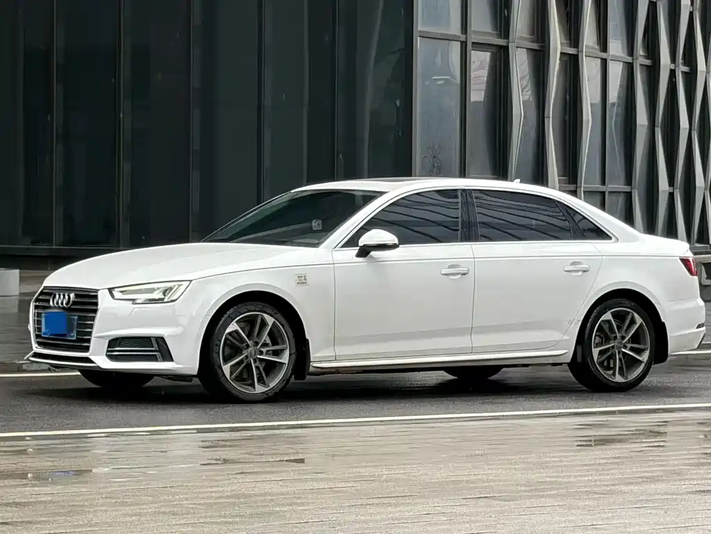 Audi A4L 2019
