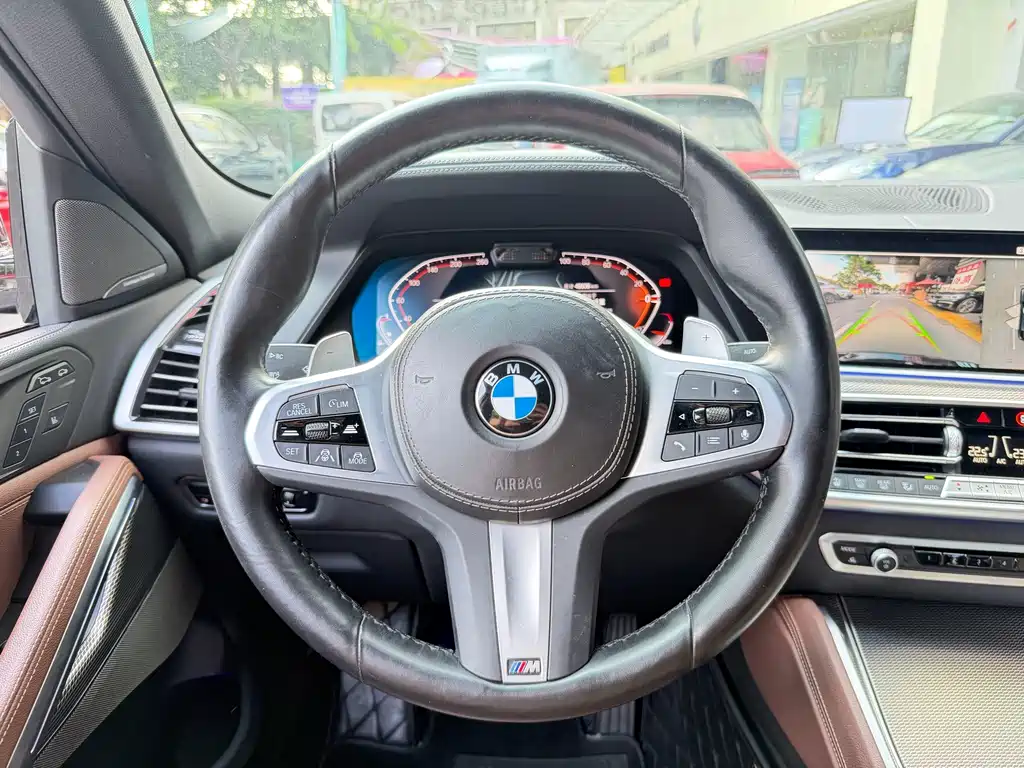 BMW X6 — миниатюра 7