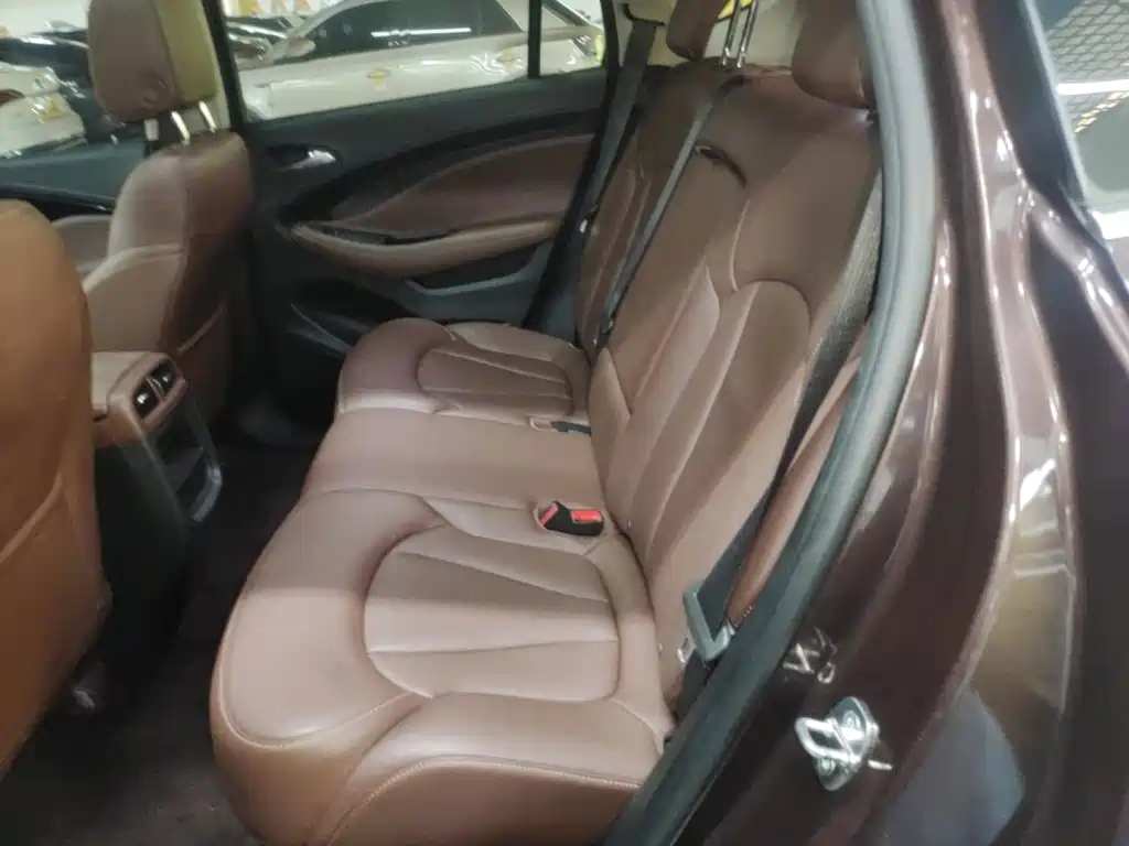 Buick Envision Plus — миниатюра 17