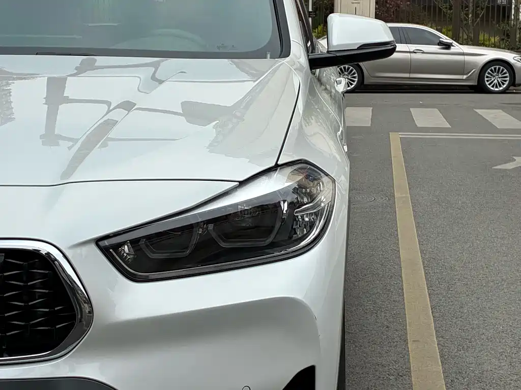 BMW X2 2021 sDrive25i
