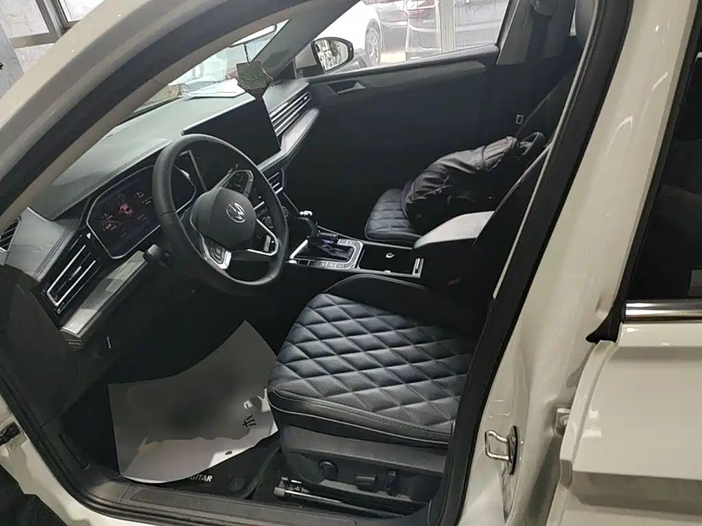Volkswagen Sagitar — миниатюра 15