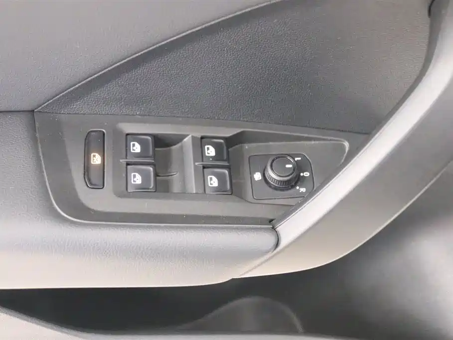 Volkswagen Tharu New Energy — миниатюра 13